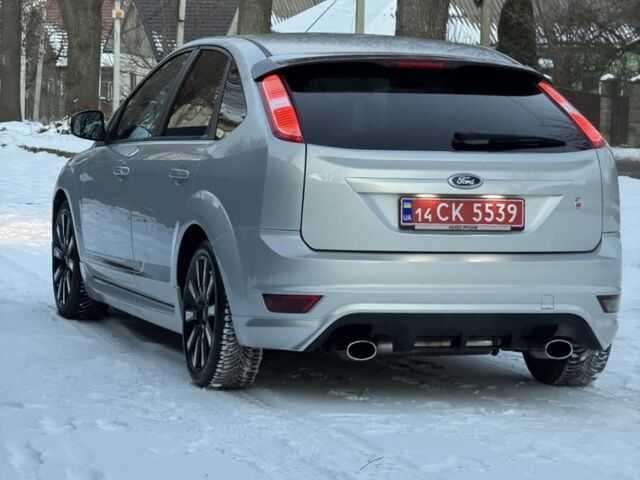 Сірий Форд Фокус, об'ємом двигуна 1.8 л та пробігом 150 тис. км за 6300 $, фото 3 на Automoto.ua