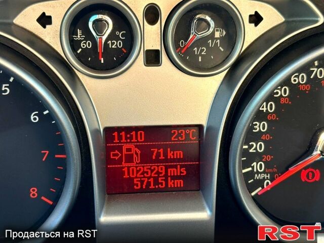 Серый Форд Фокус, объемом двигателя 1.6 л и пробегом 163 тыс. км за 5250 $, фото 6 на Automoto.ua