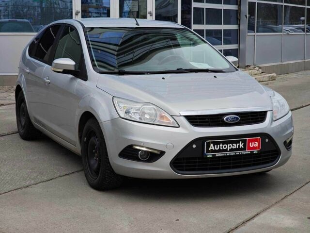Сірий Форд Фокус, об'ємом двигуна 1.6 л та пробігом 250 тис. км за 5990 $, фото 2 на Automoto.ua