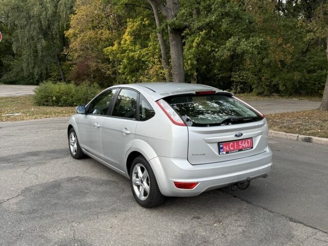 Сірий Форд Фокус, об'ємом двигуна 1.6 л та пробігом 138 тис. км за 6999 $, фото 6 на Automoto.ua