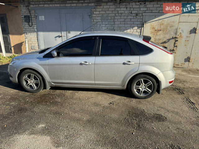 Форд Фокус 2010 в Запорожье на Automoto.ua Серый Форд Фокус, объемом двигателя 1.6 л и пробегом 189 тыс. км за 6499 $, фото 6 на Automoto.ua
