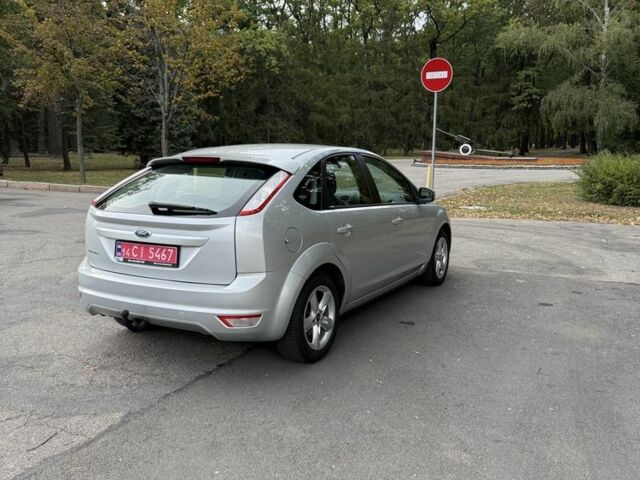 Сірий Форд Фокус, об'ємом двигуна 1.6 л та пробігом 138 тис. км за 6999 $, фото 4 на Automoto.ua