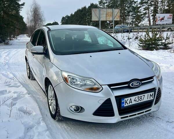 Серый Форд Фокус, объемом двигателя 1.99 л и пробегом 125 тыс. км за 7500 $, фото 5 на Automoto.ua