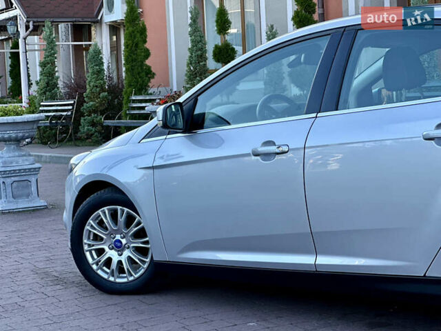 Сірий Форд Фокус, об'ємом двигуна 1.6 л та пробігом 235 тис. км за 7450 $, фото 27 на Automoto.ua