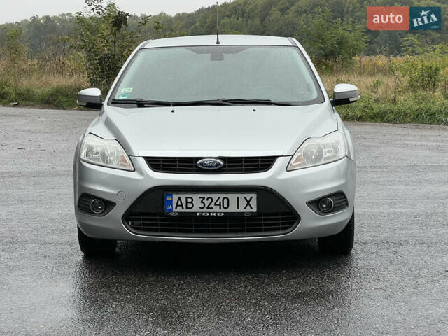 Серый Форд Фокус, объемом двигателя 1.6 л и пробегом 225 тыс. км за 5700 $, фото 8 на Automoto.ua