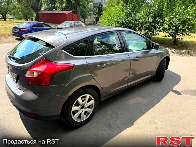 Сірий Форд Фокус, об'ємом двигуна 2 л та пробігом 150 тис. км за 7500 $, фото 5 на Automoto.ua