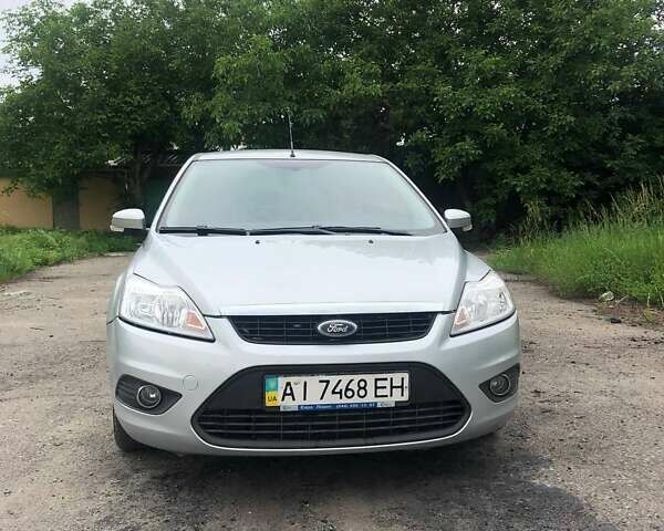 Сірий Форд Фокус, об'ємом двигуна 1.6 л та пробігом 127 тис. км за 5999 $, фото 2 на Automoto.ua