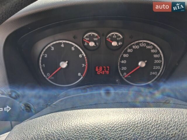 Сірий Форд Фокус, об'ємом двигуна 1.39 л та пробігом 104 тис. км за 6800 $, фото 1 на Automoto.ua