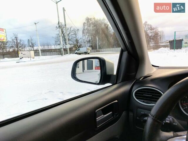 Серый Форд Фокус, объемом двигателя 1.6 л и пробегом 365 тыс. км за 5700 $, фото 22 на Automoto.ua