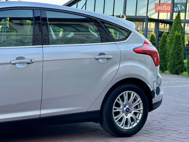 Сірий Форд Фокус, об'ємом двигуна 1.6 л та пробігом 235 тис. км за 7450 $, фото 8 на Automoto.ua