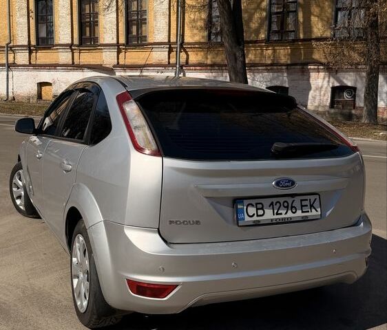 Сірий Форд Фокус, об'ємом двигуна 1.6 л та пробігом 230 тис. км за 4900 $, фото 3 на Automoto.ua