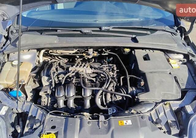 Серый Форд Фокус, объемом двигателя 1.6 л и пробегом 248 тыс. км за 6800 $, фото 11 на Automoto.ua