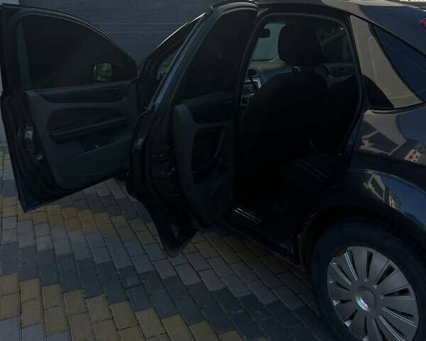 Сірий Форд Фокус, об'ємом двигуна 1.39 л та пробігом 222 тис. км за 5100 $, фото 11 на Automoto.ua