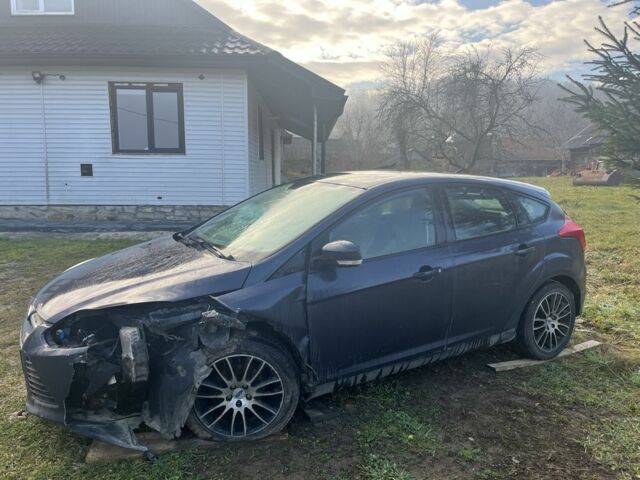 Серый Форд Фокус, объемом двигателя 1.6 л и пробегом 188 тыс. км за 4717 $, фото 4 на Automoto.ua