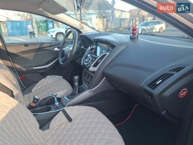 Сірий Форд Фокус, об'ємом двигуна 1.6 л та пробігом 167 тис. км за 8100 $, фото 6 на Automoto.ua