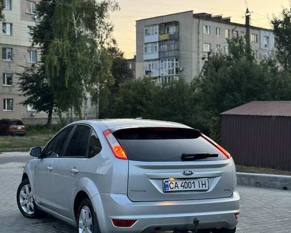 Серый Форд Фокус, объемом двигателя 1.6 л и пробегом 241 тыс. км за 5900 $, фото 13 на Automoto.ua