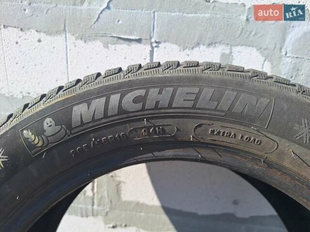 Сірий Форд Фокус, об'ємом двигуна 1.6 л та пробігом 184 тис. км за 7300 $, фото 17 на Automoto.ua