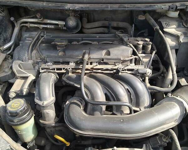 Сірий Форд Фокус, об'ємом двигуна 1.6 л та пробігом 92 тис. км за 6800 $, фото 8 на Automoto.ua