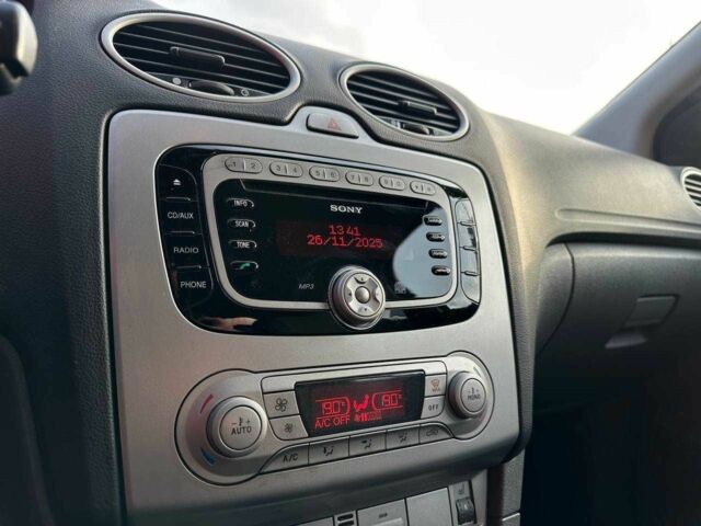 Серый Форд Фокус, объемом двигателя 0 л и пробегом 267 тыс. км за 5990 $, фото 19 на Automoto.ua