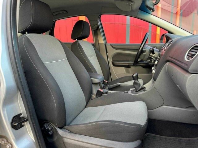 Серый Форд Фокус, объемом двигателя 0 л и пробегом 267 тыс. км за 5990 $, фото 11 на Automoto.ua