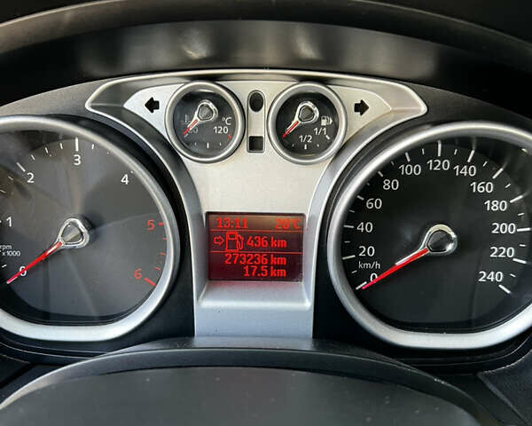 Сірий Форд Фокус, об'ємом двигуна 1.6 л та пробігом 274 тис. км за 7000 $, фото 22 на Automoto.ua