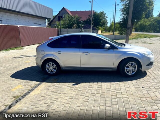 Сірий Форд Фокус, об'ємом двигуна 1.4 л та пробігом 264 тис. км за 5200 $, фото 4 на Automoto.ua