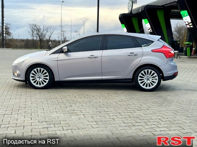 Сірий Форд Фокус, об'ємом двигуна 1.6 л та пробігом 175 тис. км за 3999 $, фото 10 на Automoto.ua