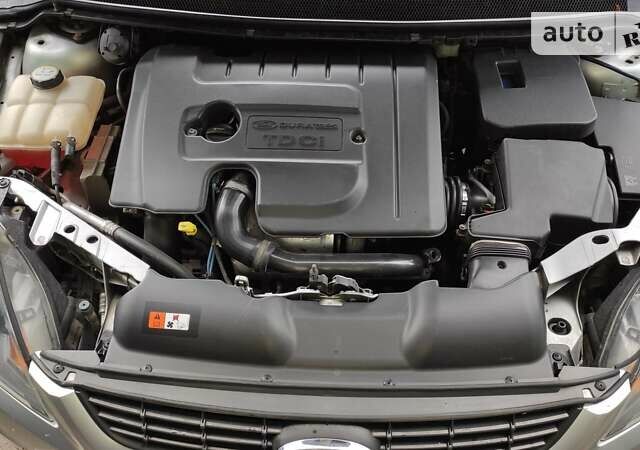 Серый Форд Фокус, объемом двигателя 1.56 л и пробегом 351 тыс. км за 4800 $, фото 27 на Automoto.ua