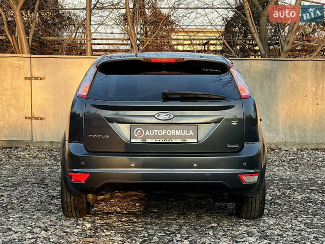 Серый Форд Фокус, объемом двигателя 1.4 л и пробегом 220 тыс. км за 5790 $, фото 5 на Automoto.ua