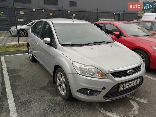 Сірий Форд Фокус, об'ємом двигуна 2 л та пробігом 267 тис. км за 5390 $, фото 3 на Automoto.ua