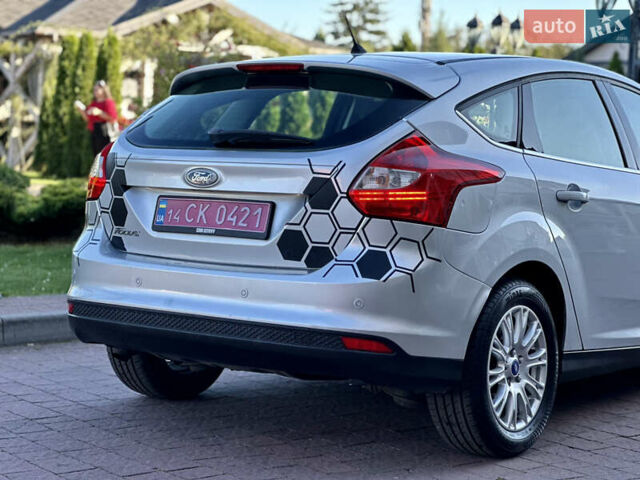Сірий Форд Фокус, об'ємом двигуна 1.6 л та пробігом 235 тис. км за 7450 $, фото 33 на Automoto.ua