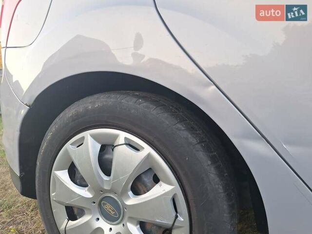 Сірий Форд Фокус, об'ємом двигуна 1.6 л та пробігом 184 тис. км за 7300 $, фото 16 на Automoto.ua