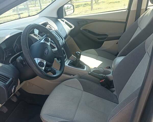 Сірий Форд Фокус, об'ємом двигуна 2 л та пробігом 197 тис. км за 7300 $, фото 7 на Automoto.ua