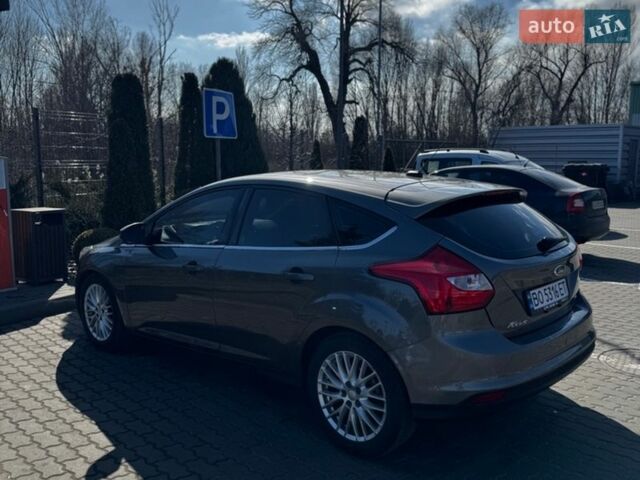 Серый Форд Фокус, объемом двигателя 2 л и пробегом 290 тыс. км за 5950 $, фото 2 на Automoto.ua