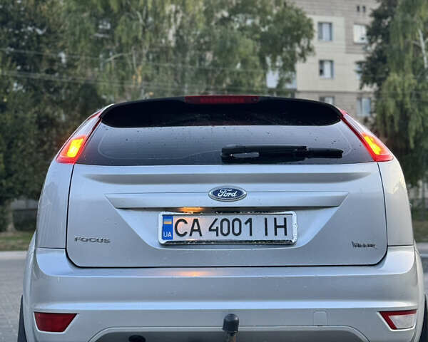 Серый Форд Фокус, объемом двигателя 1.6 л и пробегом 241 тыс. км за 5900 $, фото 9 на Automoto.ua