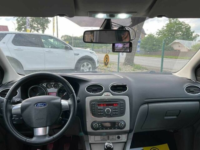 Серый Форд Фокус, объемом двигателя 1.6 л и пробегом 184 тыс. км за 6500 $, фото 19 на Automoto.ua