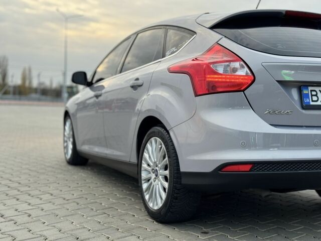 Сірий Форд Фокус, об'ємом двигуна 1.6 л та пробігом 175 тис. км за 3999 $, фото 13 на Automoto.ua