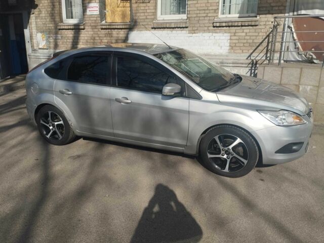 Сірий Форд Фокус, об'ємом двигуна 1.6 л та пробігом 170 тис. км за 5500 $, фото 1 на Automoto.ua