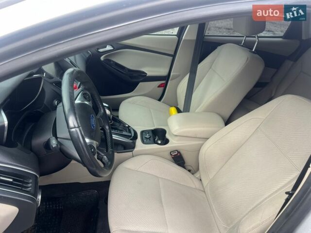 Сірий Форд Фокус, об'ємом двигуна 0 л та пробігом 120 тис. км за 5700 $, фото 16 на Automoto.ua