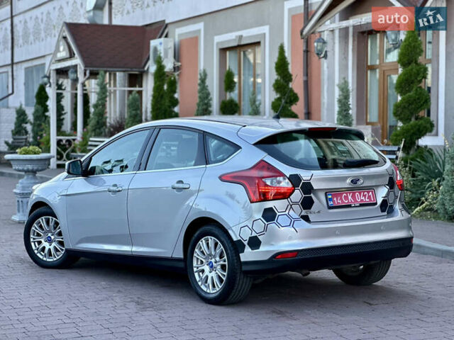 Сірий Форд Фокус, об'ємом двигуна 1.6 л та пробігом 235 тис. км за 7450 $, фото 24 на Automoto.ua