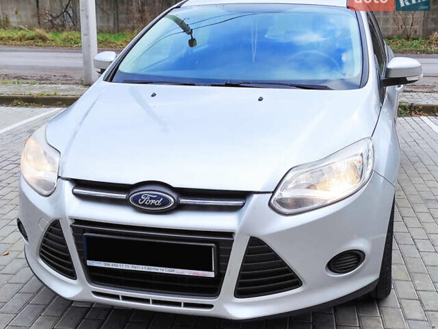 Серый Форд Фокус, объемом двигателя 1.6 л и пробегом 252 тыс. км за 7500 $, фото 14 на Automoto.ua