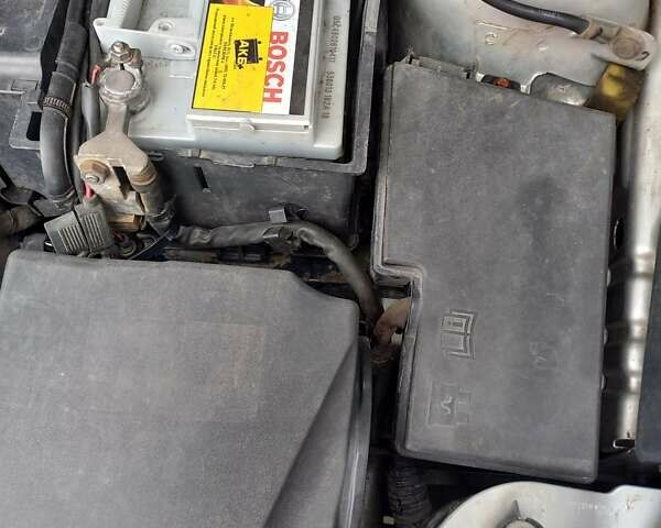 Серый Форд Фокус, объемом двигателя 1.4 л и пробегом 190 тыс. км за 5500 $, фото 3 на Automoto.ua