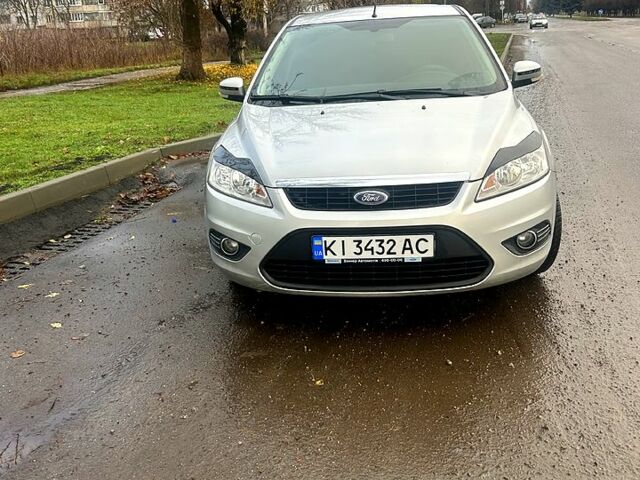 Серый Форд Фокус, объемом двигателя 1.6 л и пробегом 241 тыс. км за 5700 $, фото 2 на Automoto.ua