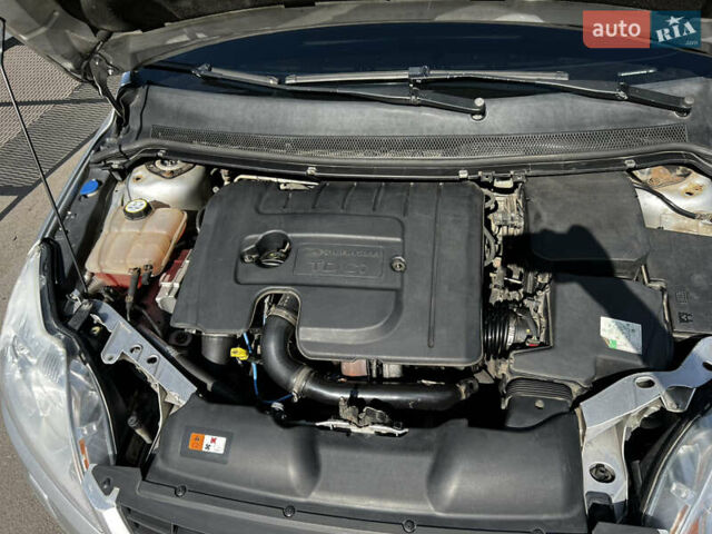 Сірий Форд Фокус, об'ємом двигуна 1.6 л та пробігом 274 тис. км за 7000 $, фото 19 на Automoto.ua