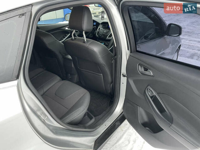 Серый Форд Фокус, объемом двигателя 1.6 л и пробегом 211 тыс. км за 7900 $, фото 17 на Automoto.ua