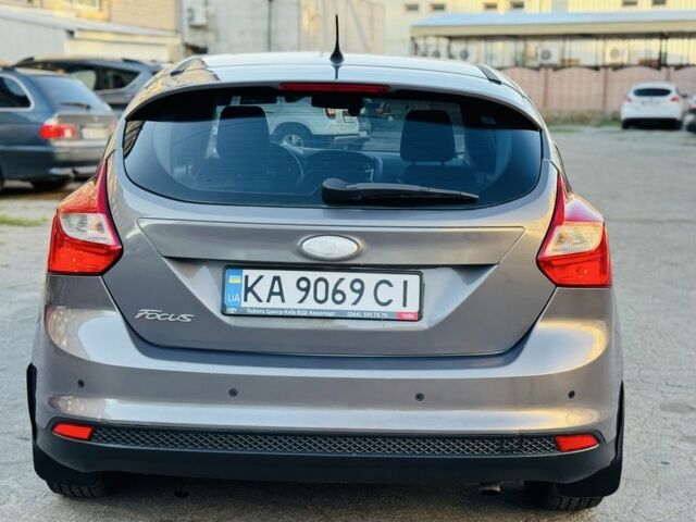 Сірий Форд Фокус, об'ємом двигуна 1.6 л та пробігом 180 тис. км за 6816 $, фото 7 на Automoto.ua