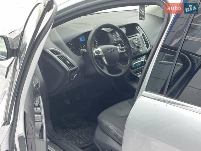 Серый Форд Фокус, объемом двигателя 1.6 л и пробегом 211 тыс. км за 7900 $, фото 10 на Automoto.ua