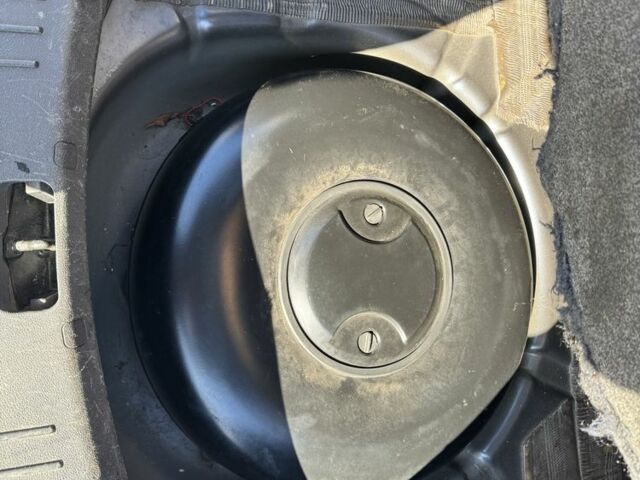 Сірий Форд Фокус, об'ємом двигуна 1.4 л та пробігом 209 тис. км за 4700 $, фото 15 на Automoto.ua