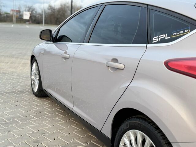 Серый Форд Фокус, объемом двигателя 1.6 л и пробегом 179 тыс. км за 4299 $, фото 15 на Automoto.ua