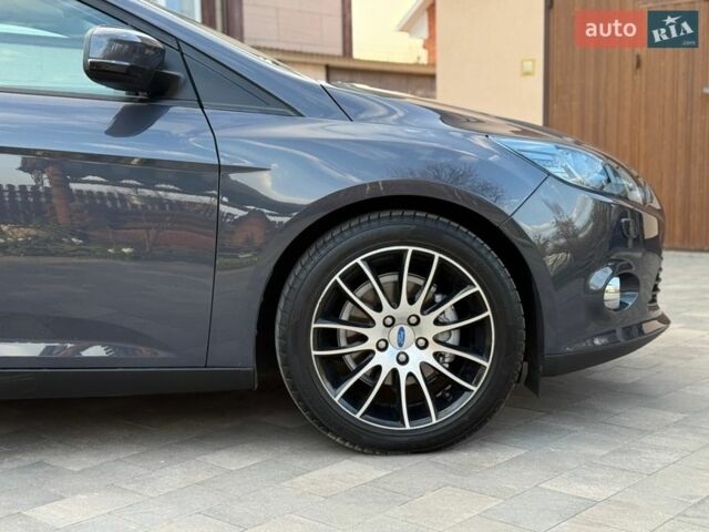 Сірий Форд Фокус, об'ємом двигуна 1.56 л та пробігом 188 тис. км за 8200 $, фото 10 на Automoto.ua